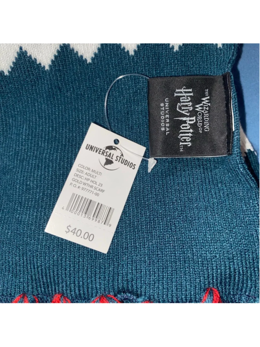 Women's Universal Studios Harry Potter Wizarding World Red Knit Scarf NWT
